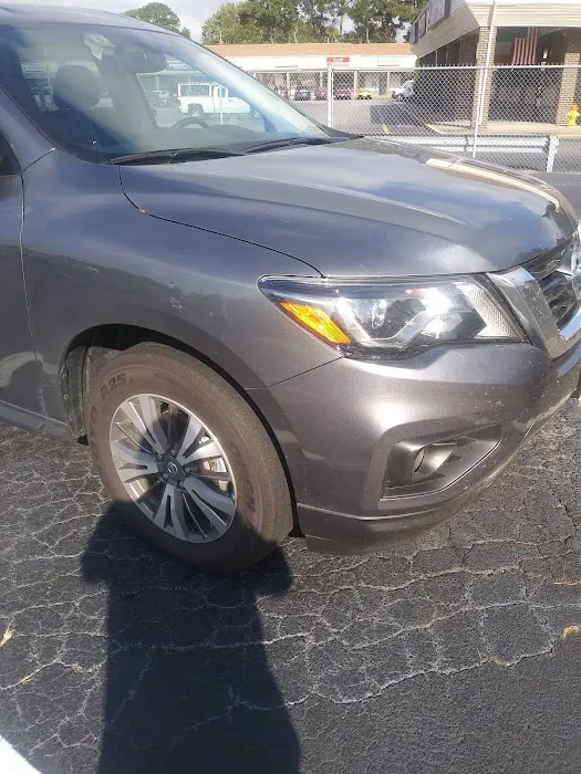 Avis Car Rental Picture 9