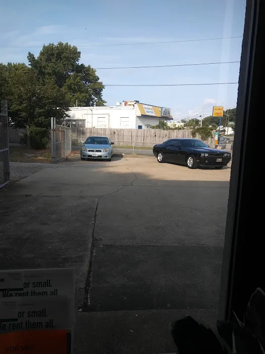 Enterprise Rent-A-Car Picture 1