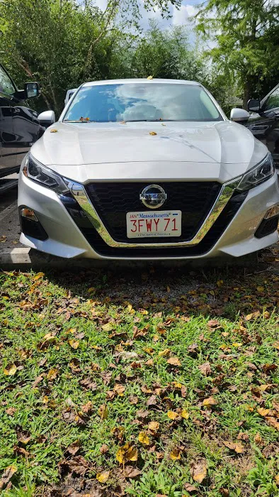 Avis Car Rental Picture 2