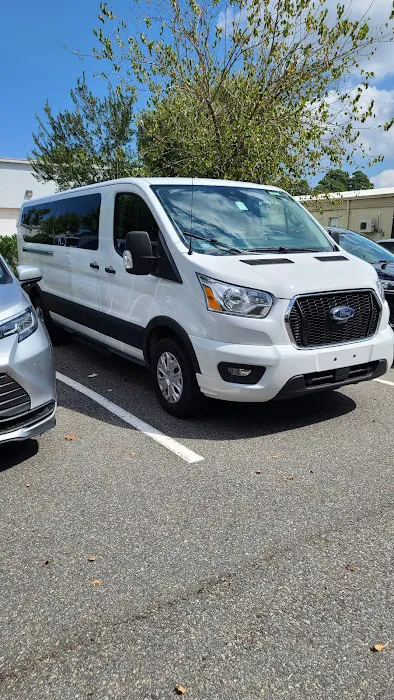 Avis Car Rental Picture 3