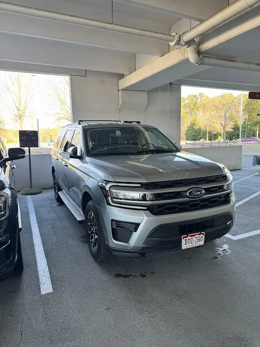 Avis Car Rental Picture 4