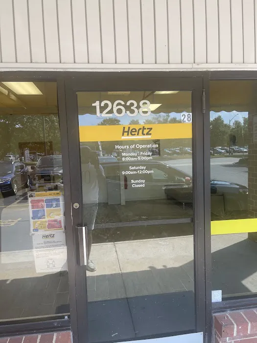 Hertz Car Rental - Newport News - Jefferson Avenue Picture 5
