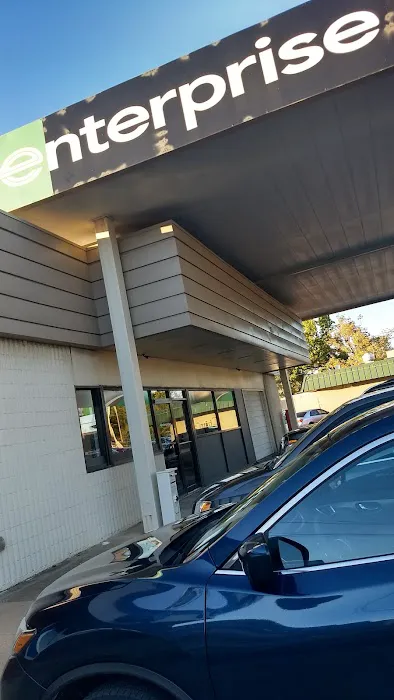 Enterprise Rent-A-Car Picture 6