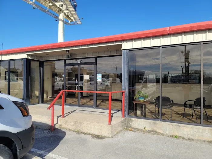 Capps Van & Truck Rental Picture 3