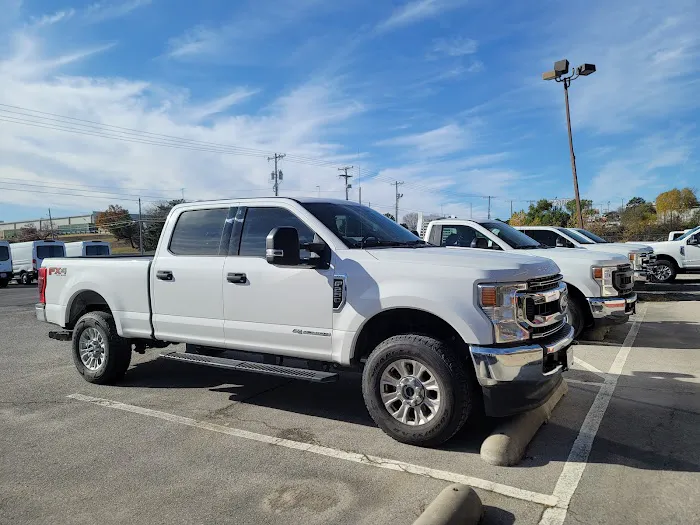 Capps Van & Truck Rental Picture 5