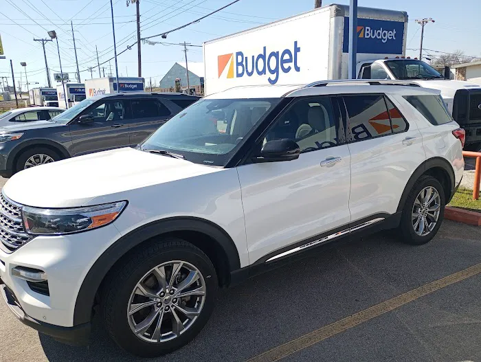 Budget Car Rental Picture 5