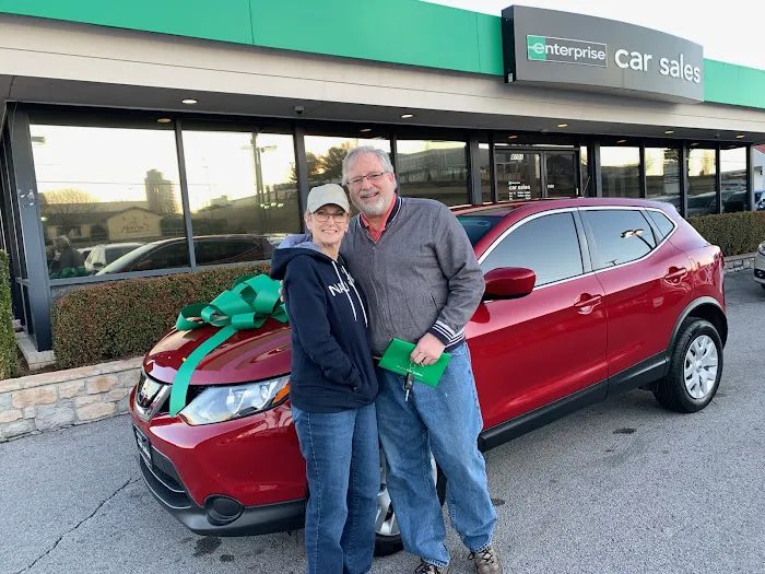 Enterprise Rent-A-Car Picture 2