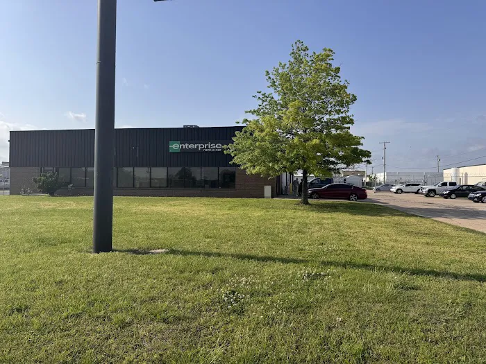 Enterprise Rent-A-Car Picture 7