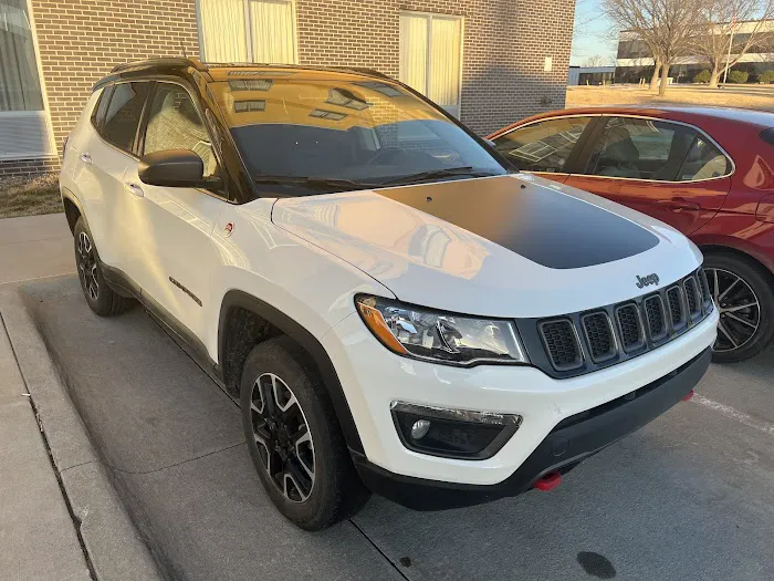 Avis Car Rental Picture 8