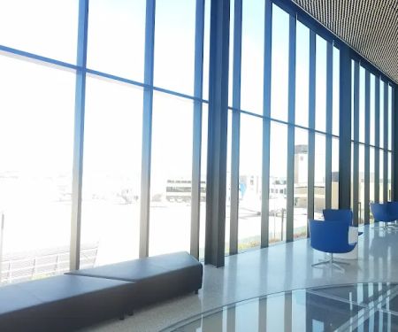 Hertz Car Rental - Omaha Eppley Airport