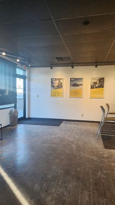Hertz Car Rental - Omaha - Central Omaha Hle Picture 4