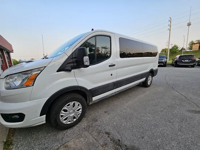 Avis Car Rental Picture 1