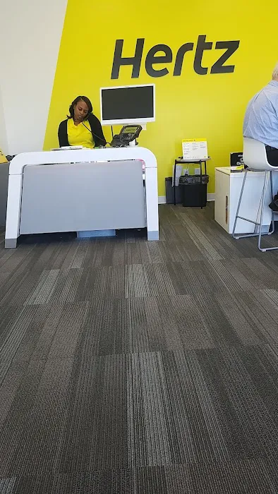 Hertz Car Rental - Omaha - West Omaha Hle Picture 7