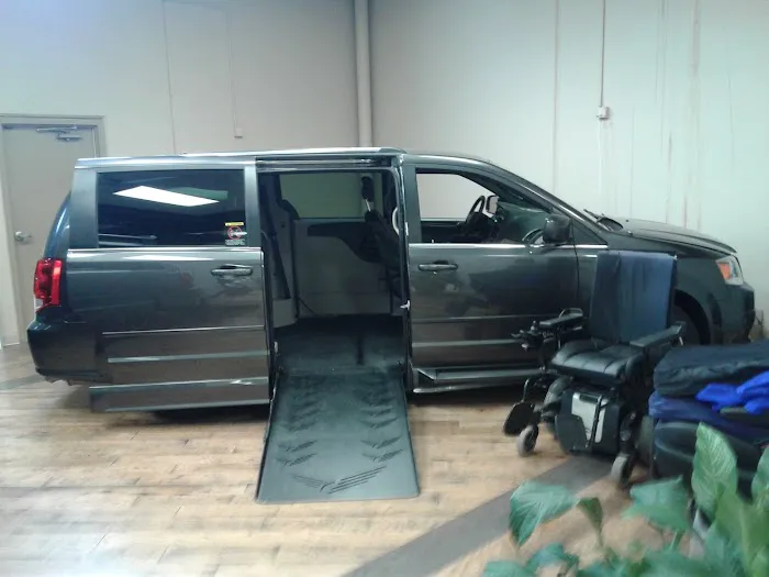 Mobility Motoring: Wheelchair & Handicap Vehicles Picture 8