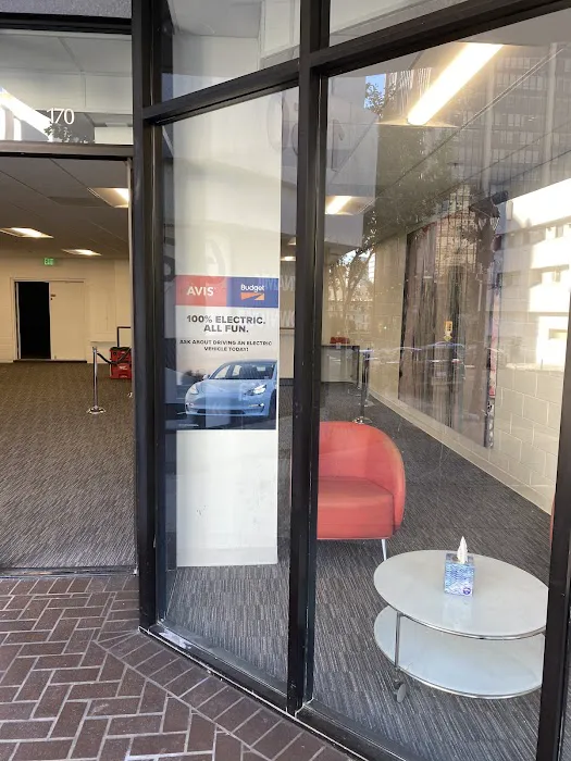 Avis Car Rental Picture 7