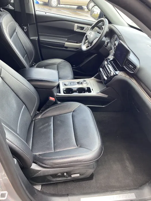 Avis Car Rental Picture 5