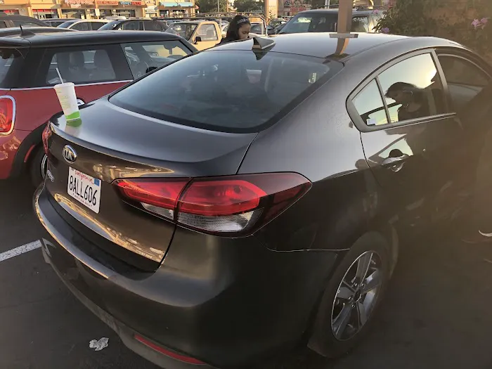 Advantage Rent A Car Picture 4