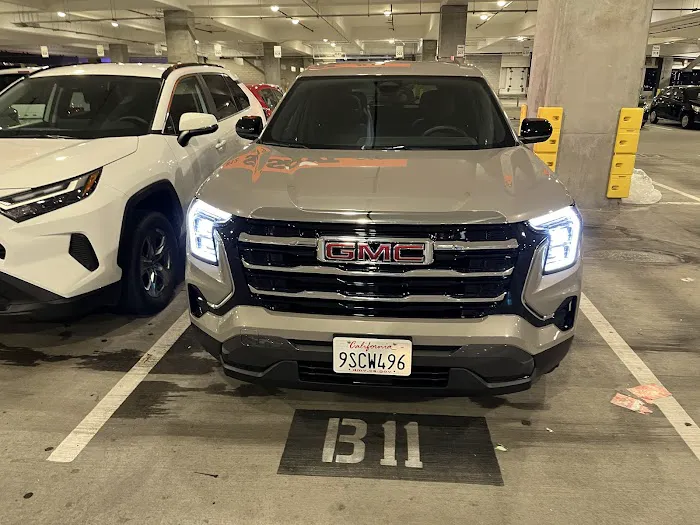 SIXT Rent a Car San Diego Int Airport Picture 9