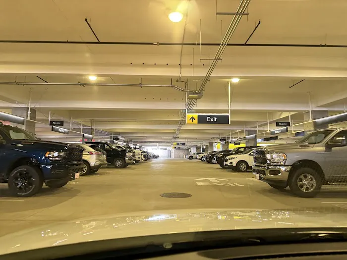 Hertz Car Rental - San Diego - San Diego International Airport (SAN) Picture 2