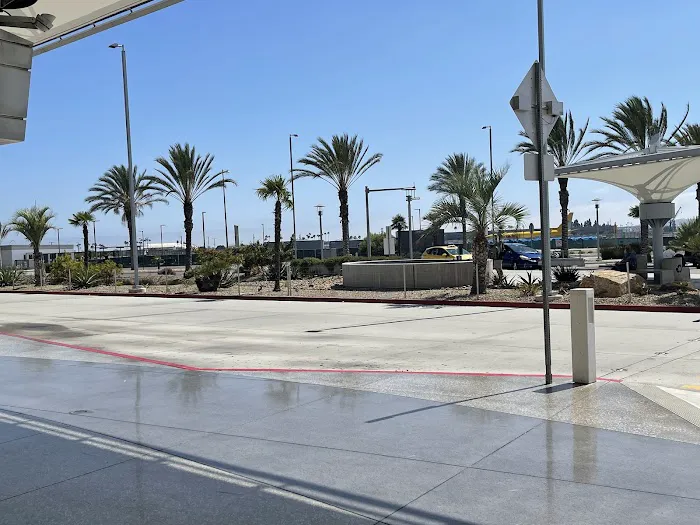 Hertz Car Rental - San Diego - San Diego International Airport (SAN) Picture 6