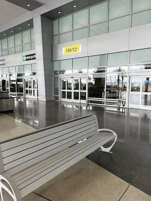 Hertz Car Rental - San Diego - San Diego International Airport (SAN) Picture 7