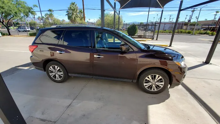 Enterprise Rent-A-Car Picture 10