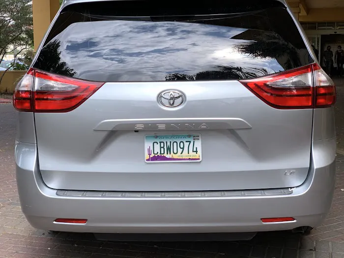Avis Car Rental Picture 6