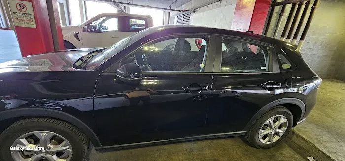 Avis Car Rental Picture 5