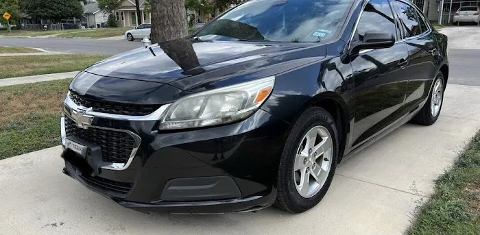 Michael's Malibu Car Rental Picture 1