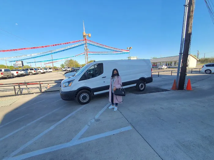 Enterprise Rent-A-Car Picture 7