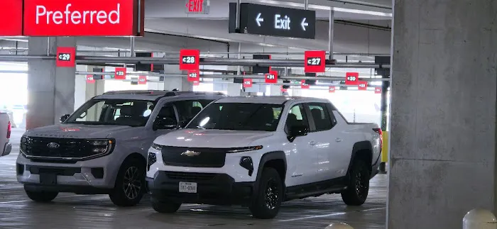 Avis Car Rental Picture 1