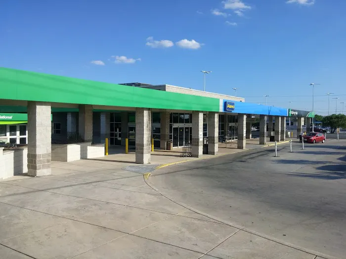 Enterprise Rent-A-Car Picture 1