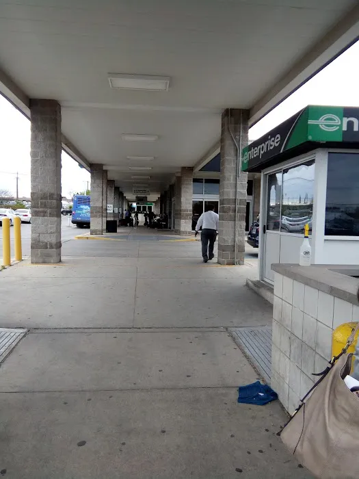 Enterprise Rent-A-Car Picture 7
