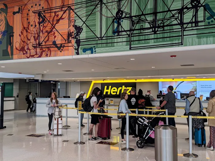 Hertz Car Rental - San Antonio - San Antonio International Airport (SAT) Picture 3