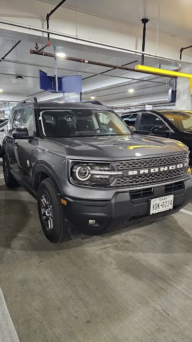 Hertz Car Rental - San Antonio - San Antonio International Airport (SAT) Picture 5