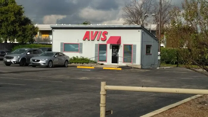 Avis Car Rental Picture 3