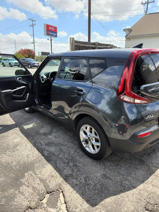 Avis Car Rental Picture 5