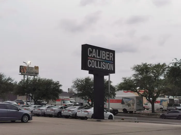 Cavender Toyota Rent A Car Picture 4