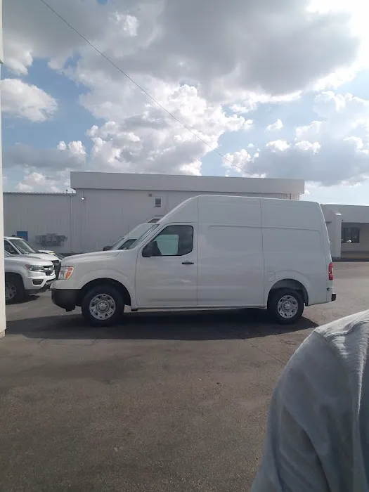 Hertz Car Rental - San Antonio - Loop 410 West Picture 10