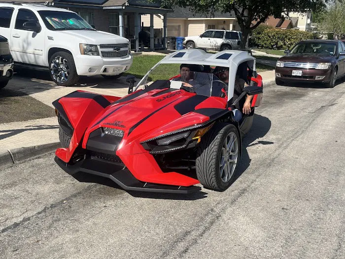 Royal Exotic Rentals Picture 3