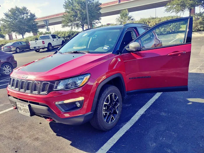 Avis Car Rental Picture 3