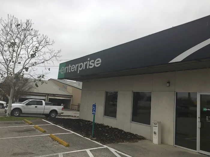 Enterprise Rent-A-Car Picture 2
