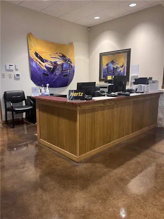 Hertz Car Rental - New Braunfels - I-35 Picture 5