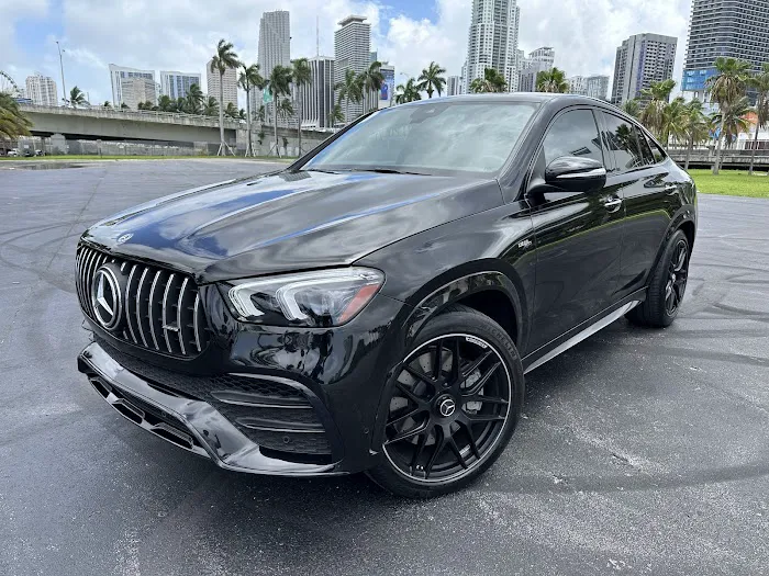 Royal Exotic Car Rentals Picture 2