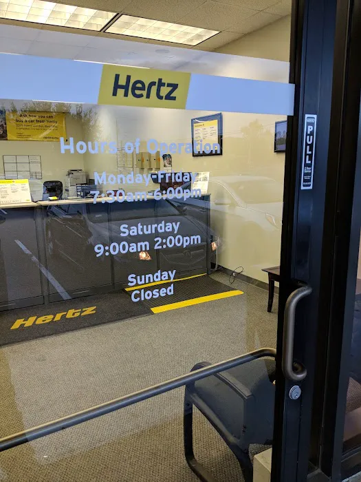 Hertz Car Rental - Austin - Highway 290 Picture 2