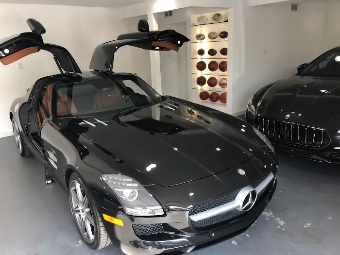 Luxury Car Rentals of Texas Picture 6