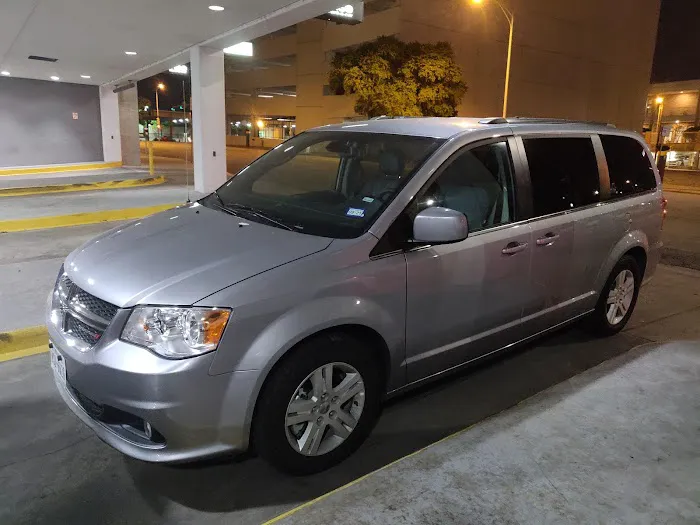 Enterprise Rent-A-Car Picture 7