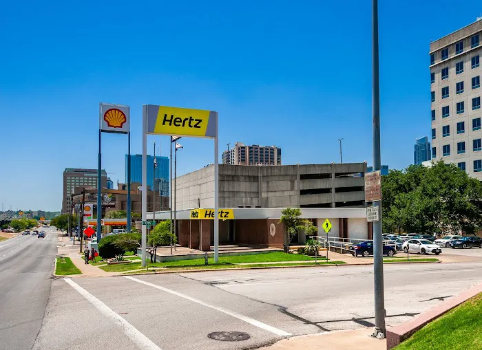 Hertz Car Rental - Austin - East 10th Street Picture 9