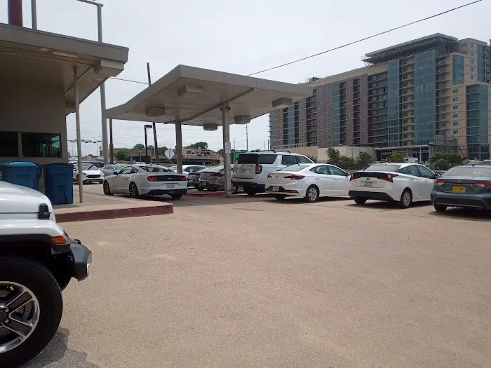 Avis Car Rental Picture 4