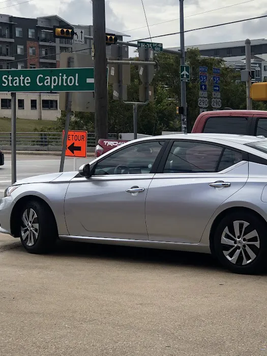 Avis Car Rental Picture 9